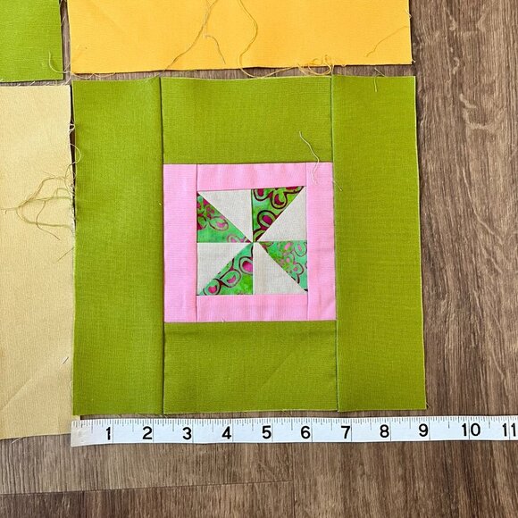 8 Quilting Squares Pinwheel Pattern Unfinished 9x9" - Picture 8 of 10